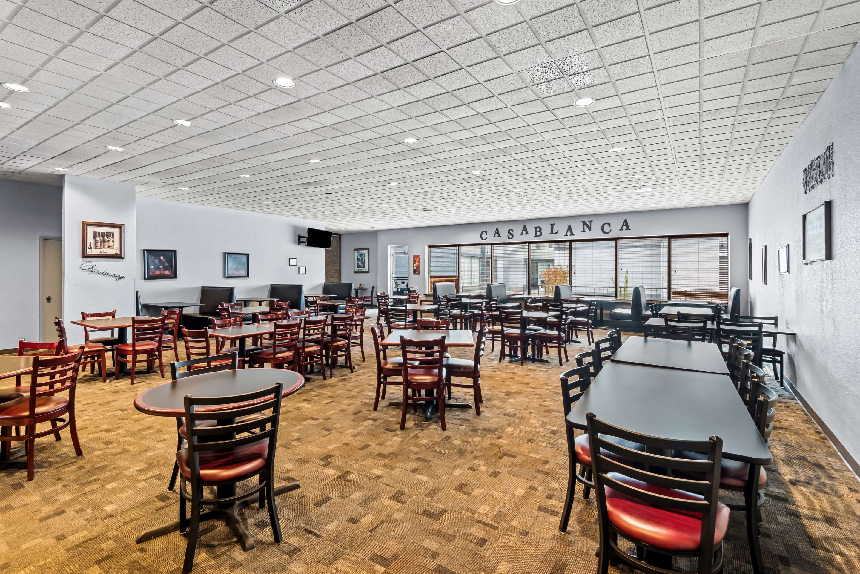 Breakfast area