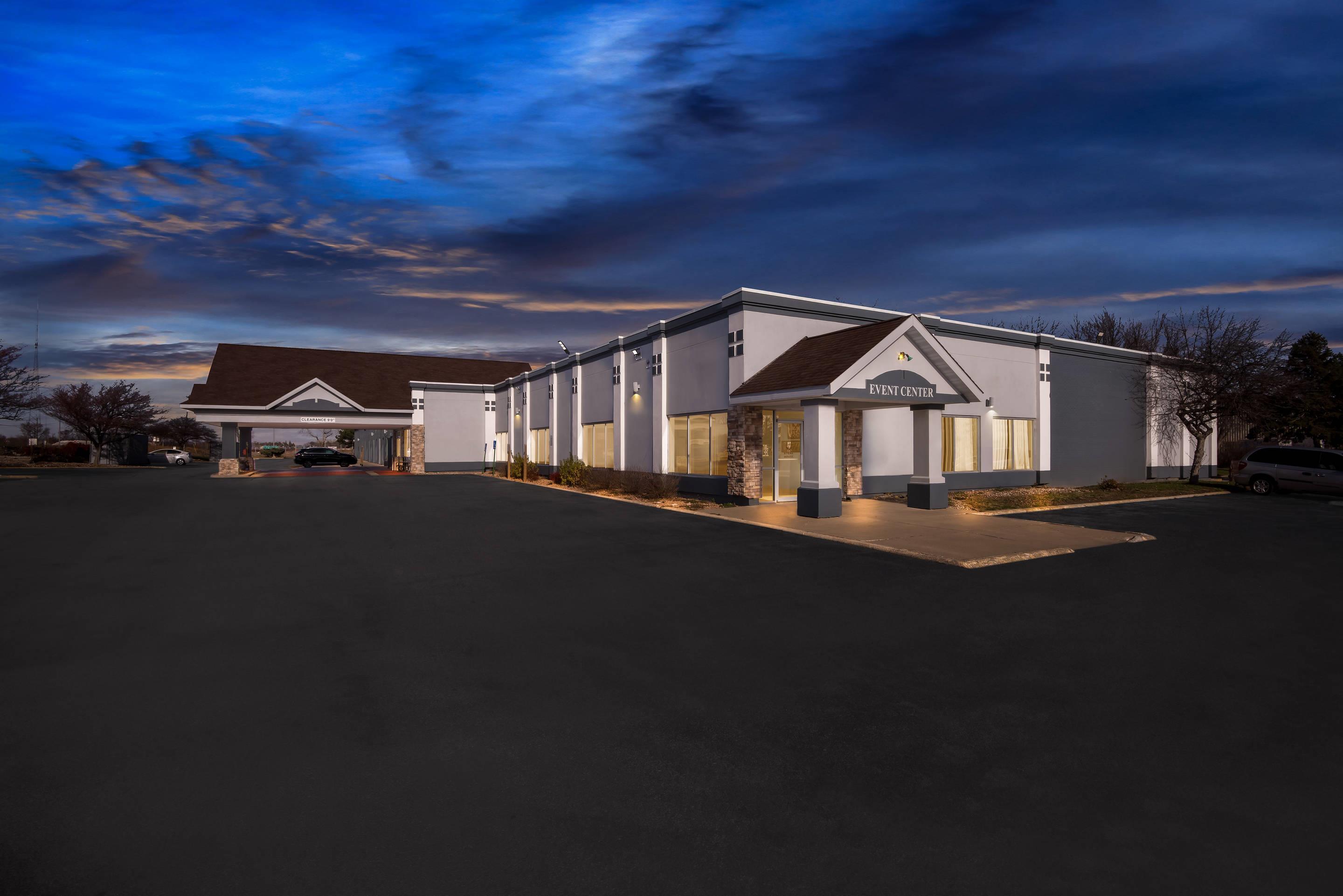 Twilight-Exterior