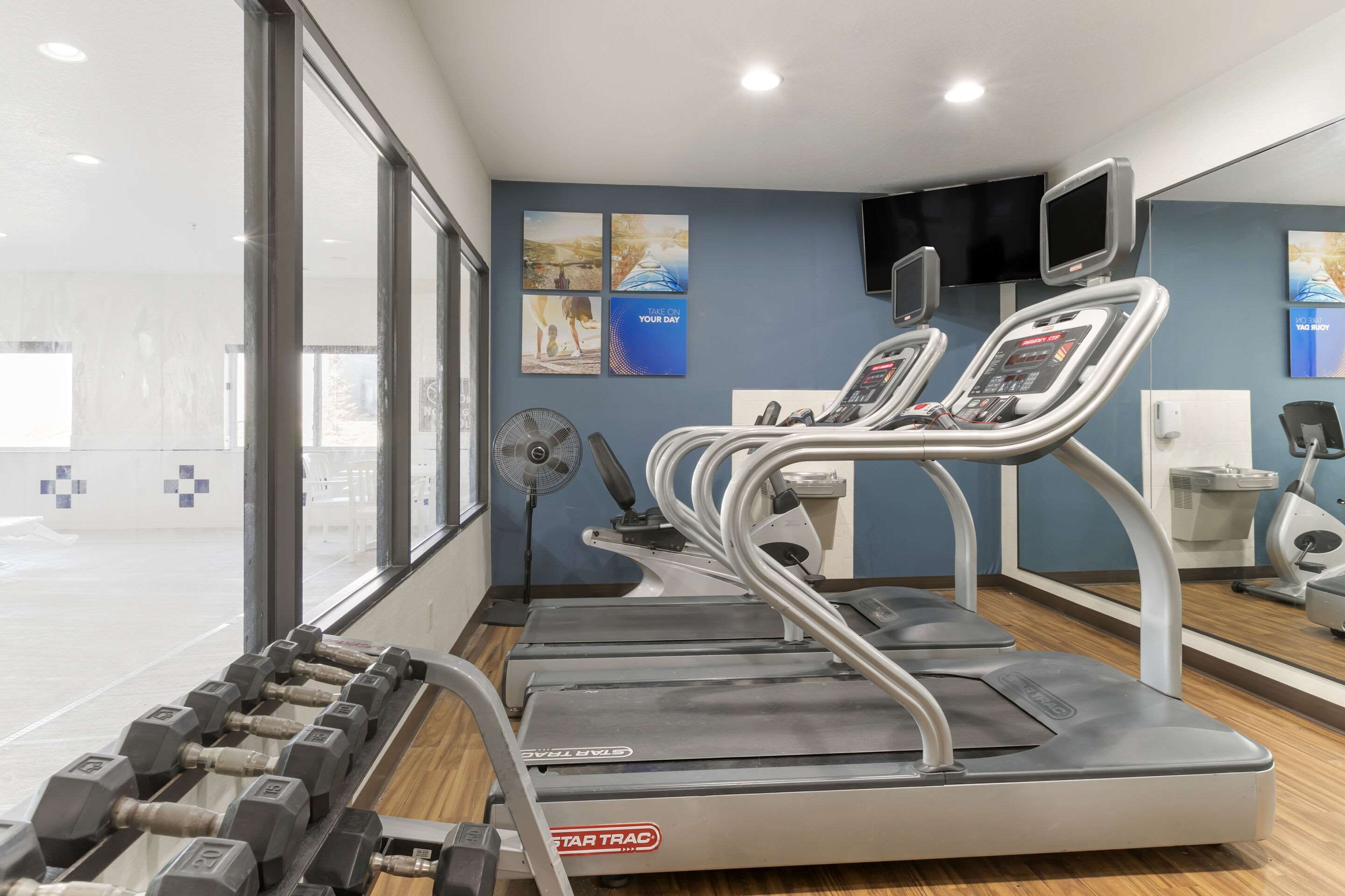 Fitness center | Comfort Inn & Suites Davenport - Quad Cities