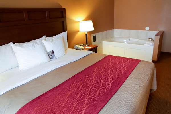  - Comfort Inn & Suites Grinnell