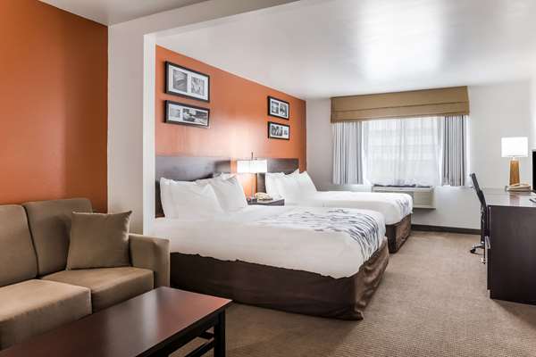  - Sleep Inn North Liberty - I-380, Exit 4