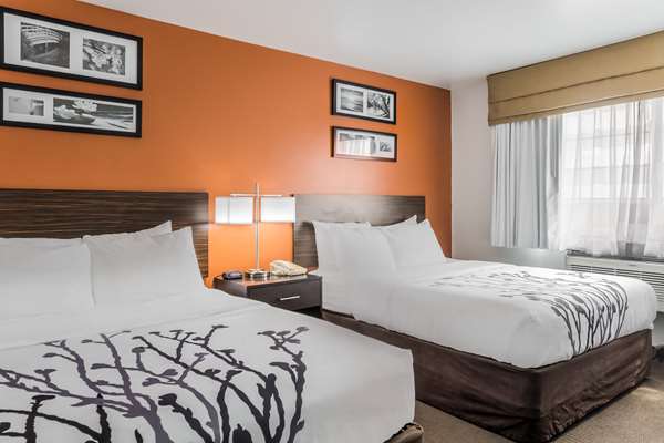  - Sleep Inn North Liberty - I-380, Exit 4