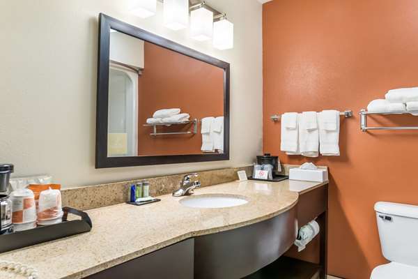  - Sleep Inn North Liberty - I-380, Exit 4