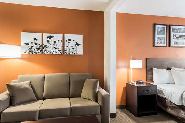  - Sleep Inn North Liberty - I-380, Exit 4