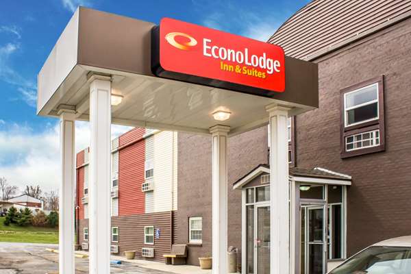 Exterior view - Econo Lodge Inn & Suites Walnut - I-80, Exit 46
