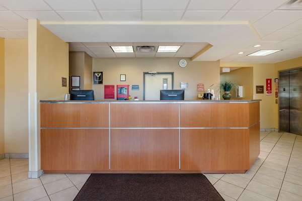  - Econo Lodge Inn & Suites Fairgrounds Des Moines
