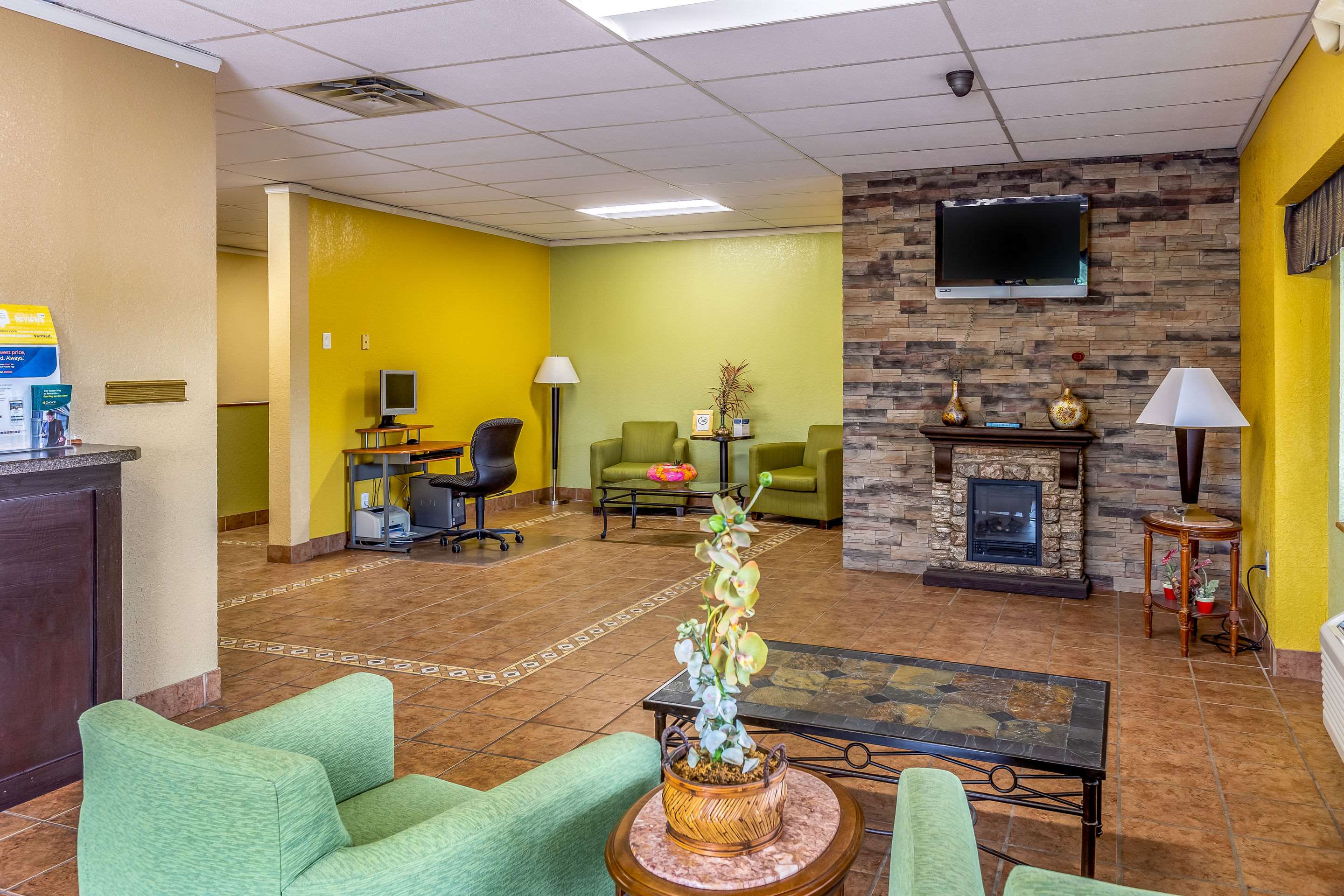 Spacious lobby with sitting area