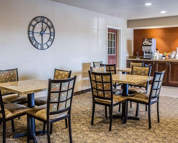Amenities - MainStay Suites Coralville - I-80, Exit 240