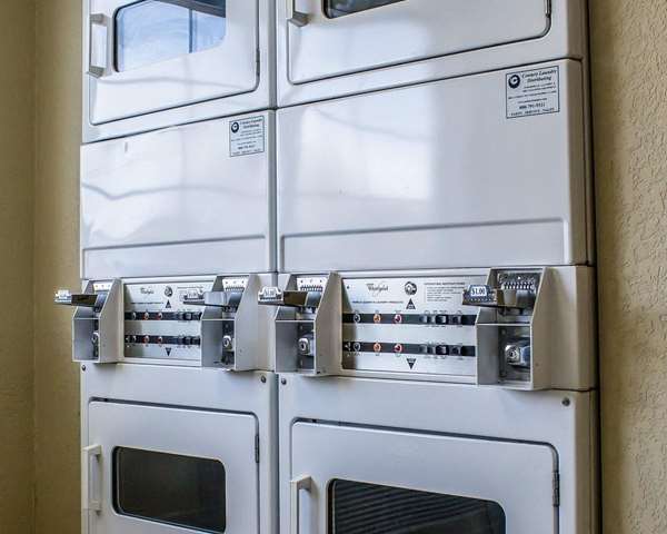 Amenities - MainStay Suites Coralville - I-80, Exit 240