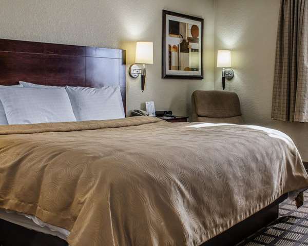  - MainStay Suites Coralville - I-80, Exit 240