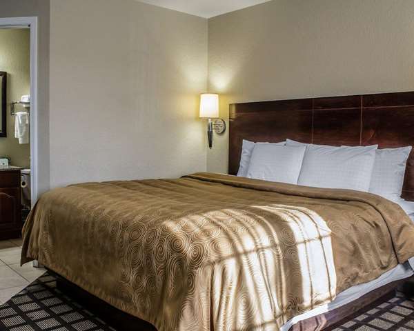  - MainStay Suites Coralville - I-80, Exit 240