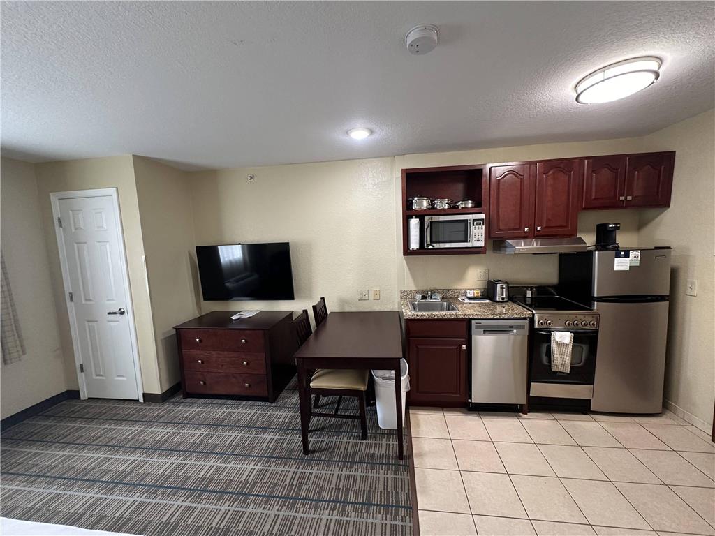 MAINSTAY SUITES CORALVILLE IOWA CIT-guestroom-Guest Room,On-Site.jpg