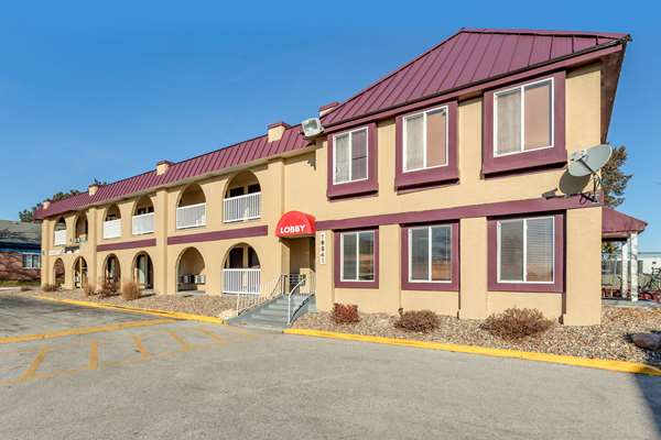 Exterior view - Econo Lodge Urbandale - I-35 & I-80, Exit 126