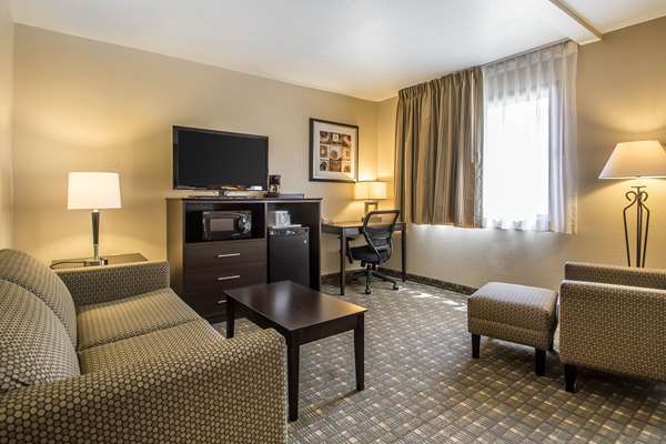 Suite - Quality Inn & Suites Decorah