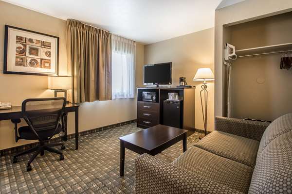 Suite - Quality Inn & Suites Decorah