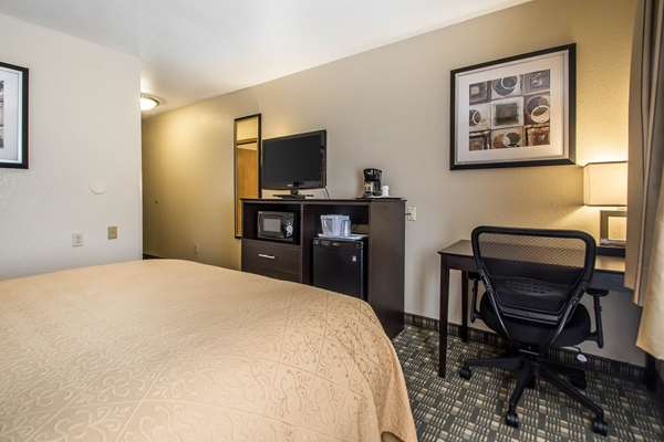  - Quality Inn & Suites Decorah