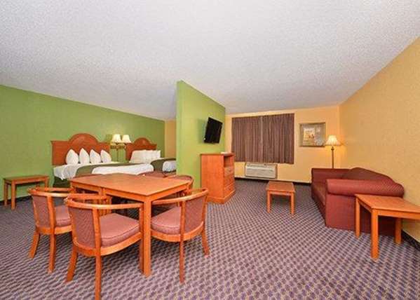 Suite - Quality Inn & Suites Grinnell