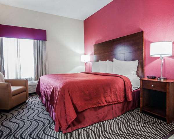  - Quality Inn & Suites Altoona - I-80, Exit 142