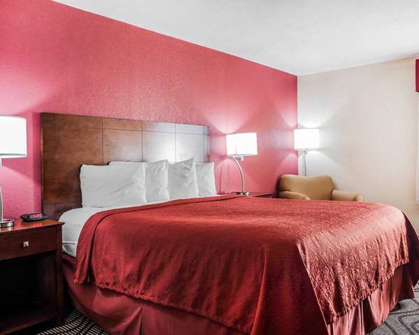  - Quality Inn & Suites Altoona - I-80, Exit 142