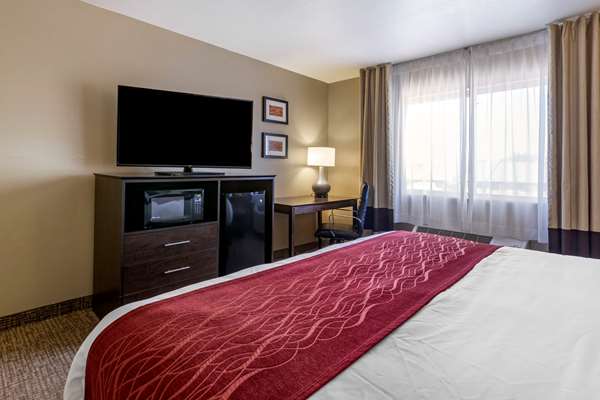  - Comfort Inn & Suites Waterloo