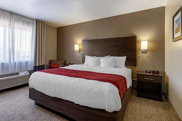 - Comfort Inn & Suites Waterloo