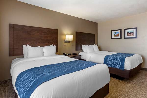  - Comfort Inn & Suites Waterloo