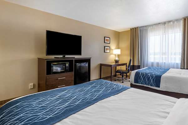  - Comfort Inn & Suites Waterloo