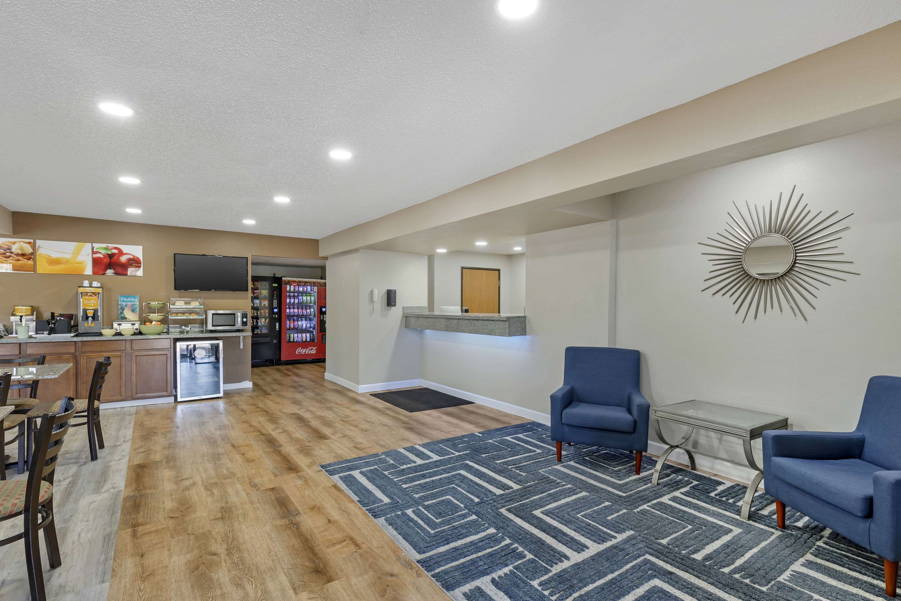 Lobby | Quality Inn Indianola