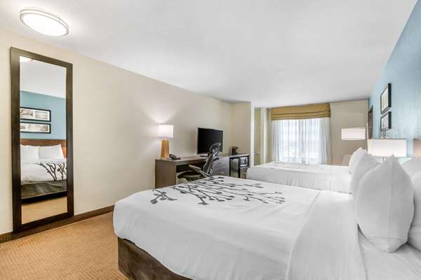  - Sleep Inn & Suites Ames Near ISU Campus