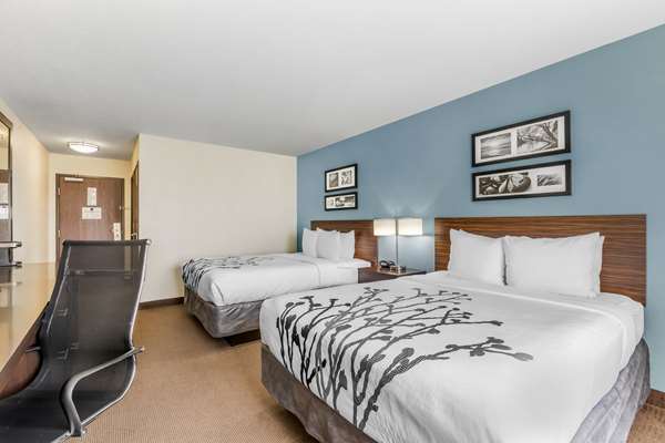  - Sleep Inn & Suites Ames Near ISU Campus