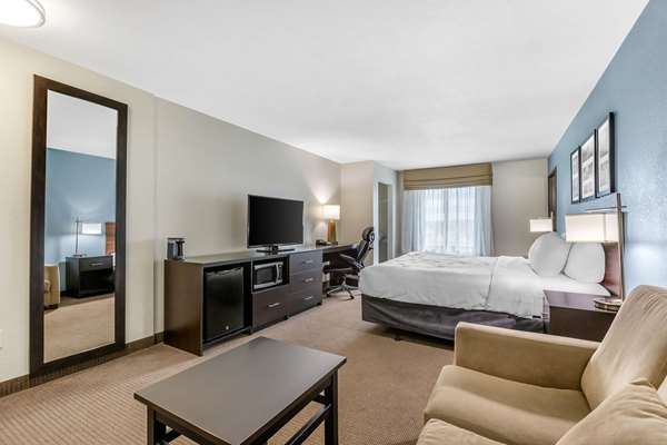 Suite - Sleep Inn & Suites Ames Near ISU Campus