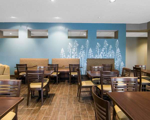 Amenities - Sleep Inn & Suites Fort Dodge