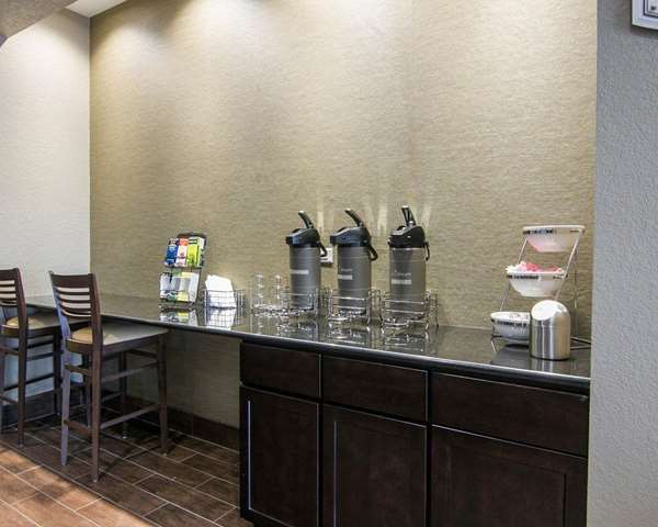 Amenities - Sleep Inn & Suites Fort Dodge