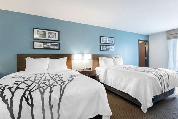  - Sleep Inn & Suites West Des Moines - I-35, Exit 70