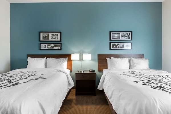  - Sleep Inn & Suites West Des Moines - I-35, Exit 70