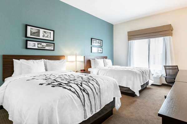  - Sleep Inn & Suites West Des Moines - I-35, Exit 70