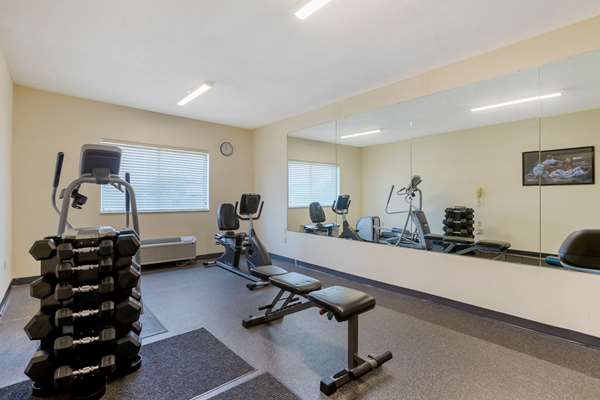 Fitness/ Exercise Room - Quality Inn & Suites Keokuk