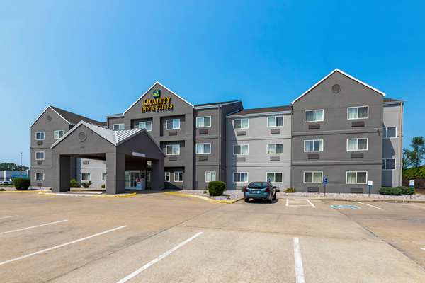Exterior view - Quality Inn & Suites Keokuk