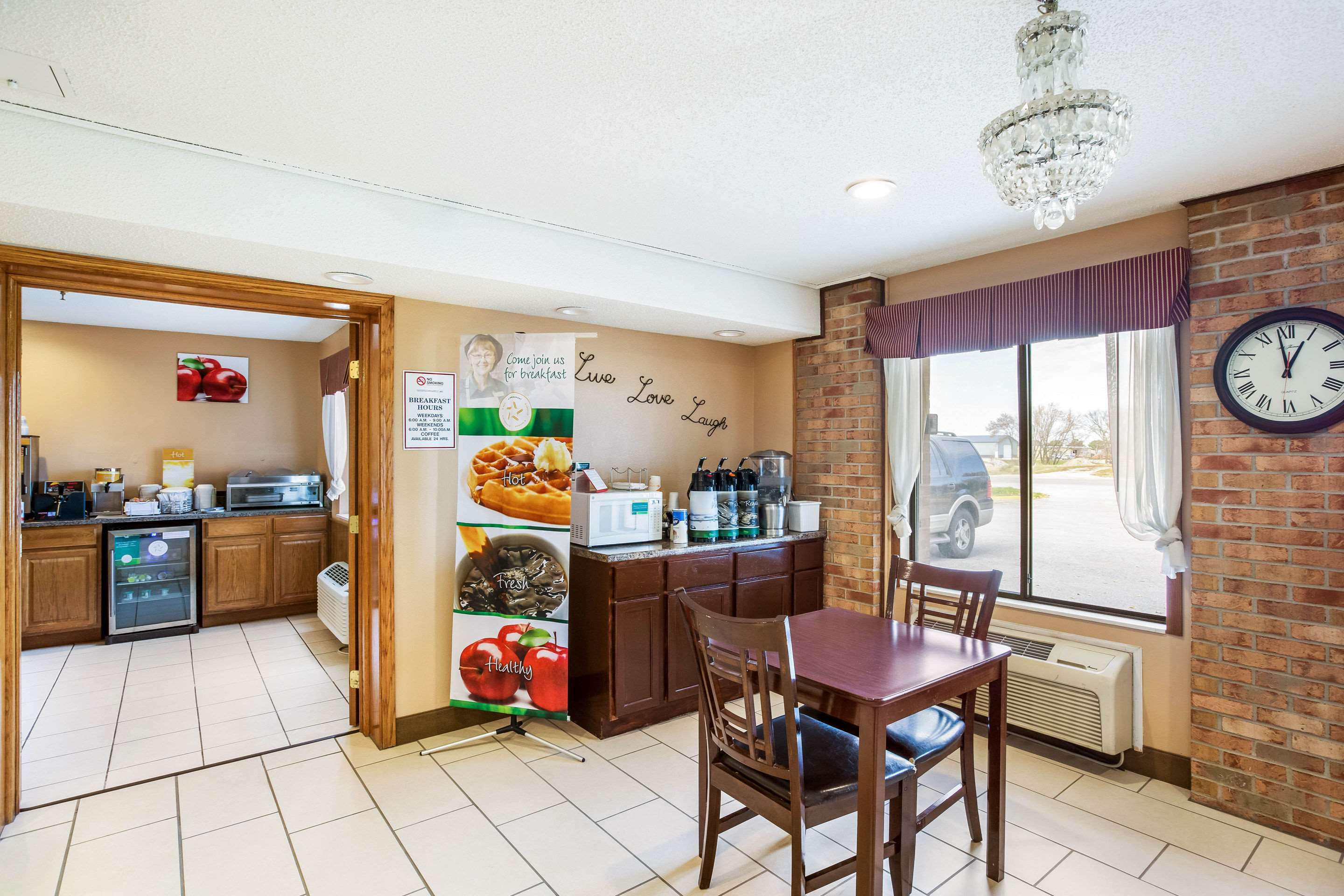 Breakfast area