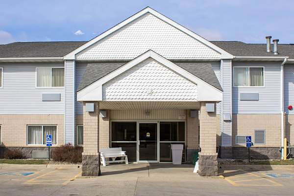 On-Site,Outdoor/Exterior,Exterior View of Building