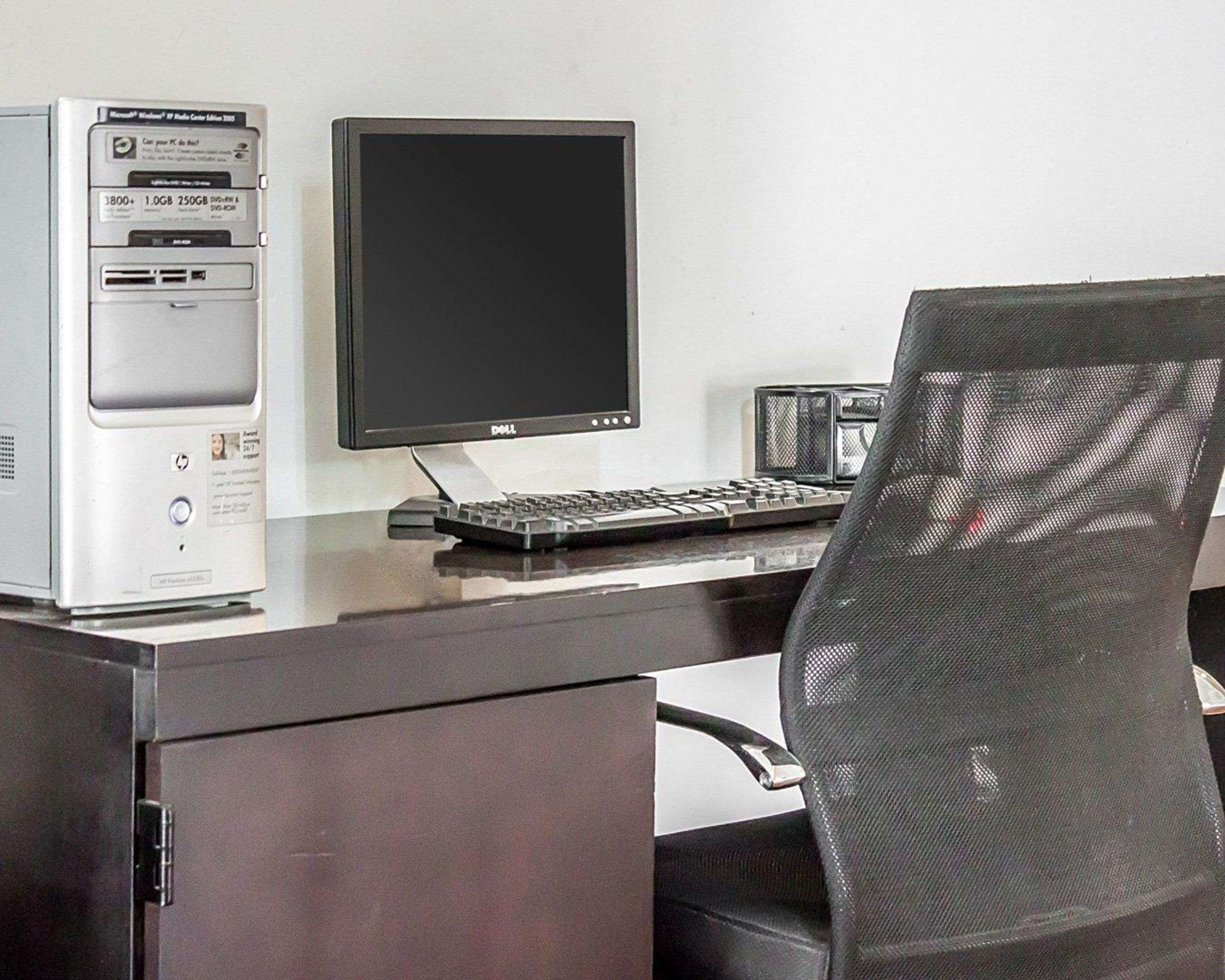 Business center | Rodeway Inn Airport Boise