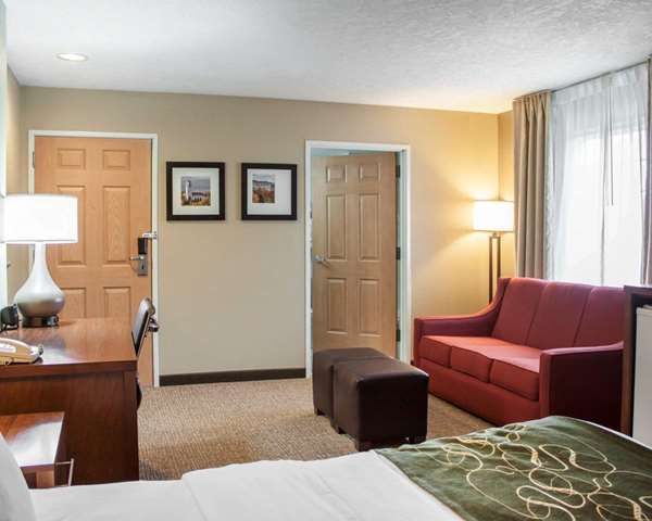  - Comfort Suites Boise Airport - I-84, Exit 53