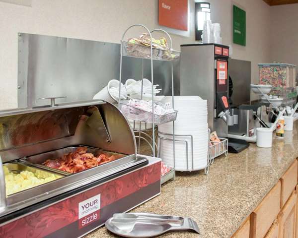 Amenities - Comfort Suites Boise Airport - I-84, Exit 53