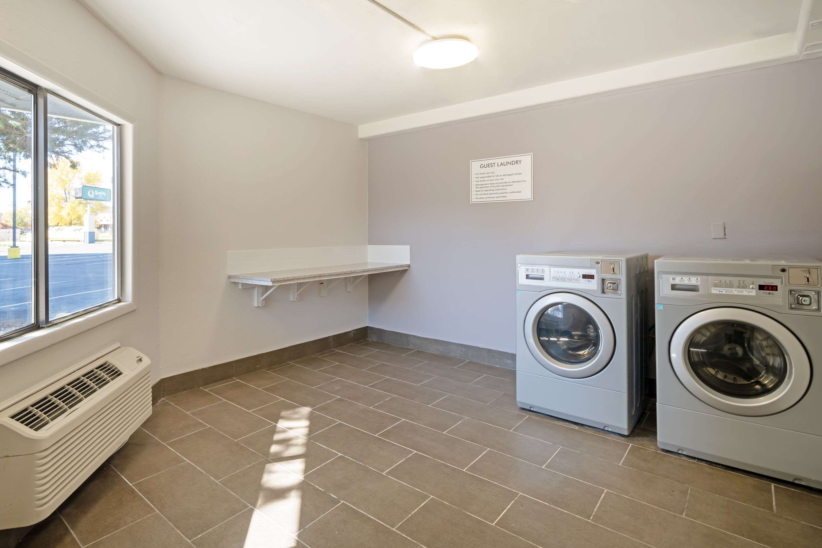 Guest laundry facilities | Rodeway Inn Idaho Falls