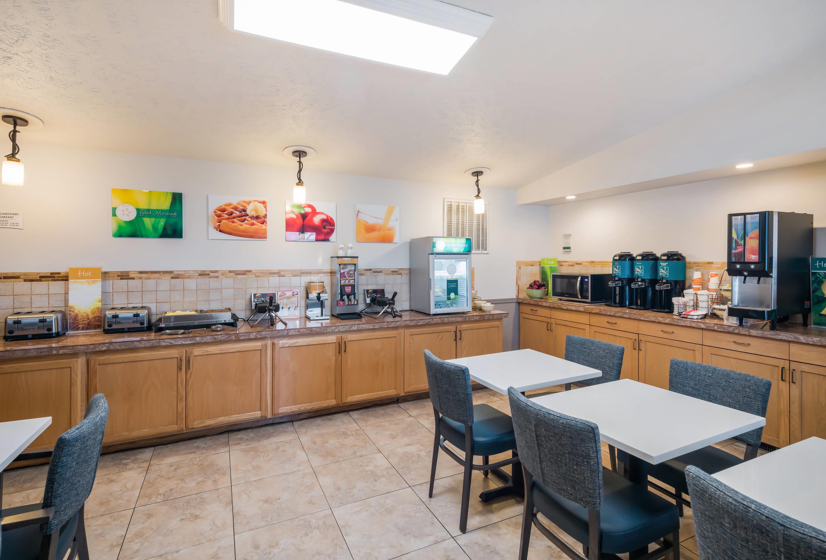 Breakfast area