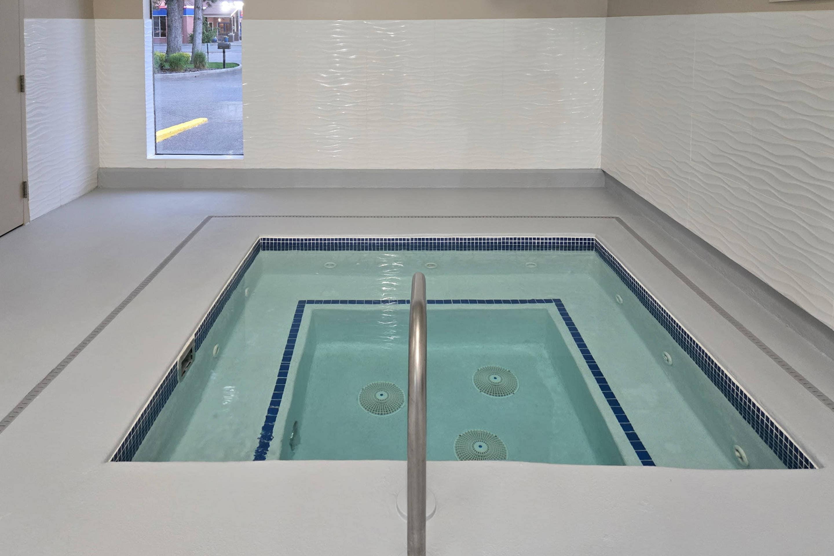 Indoor hot tub