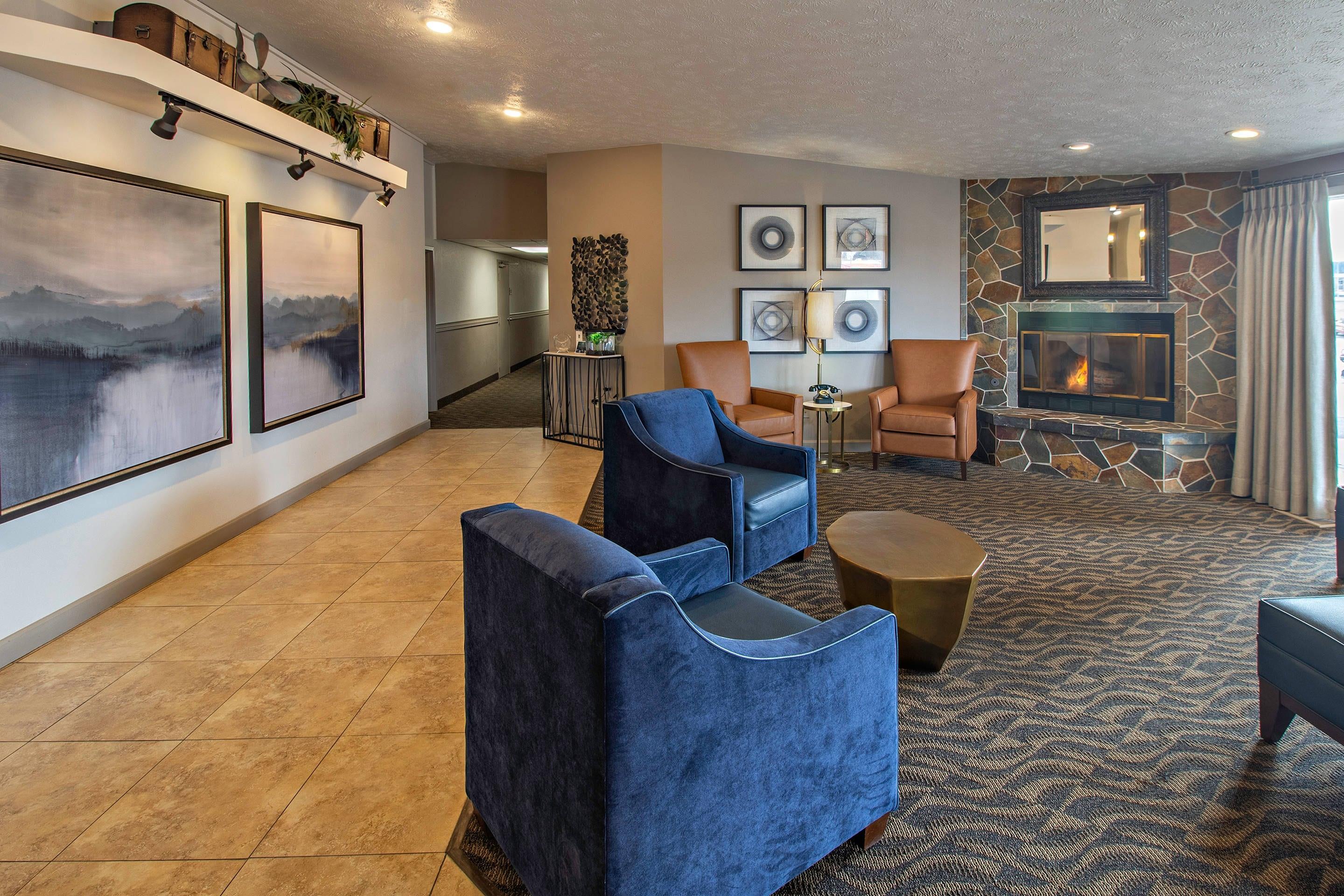 Lobby with sitting area