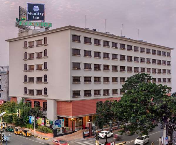 On-Site,Outdoor/Exterior,Exterior View of Building
