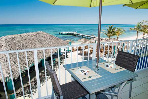 Restaurant - Reef Resort by Wyndham Grand Cayman Island