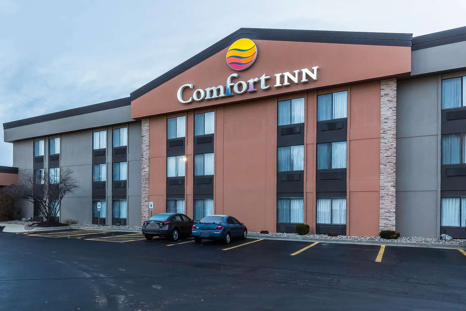 Comfort Inn Alton, IL See Discounts